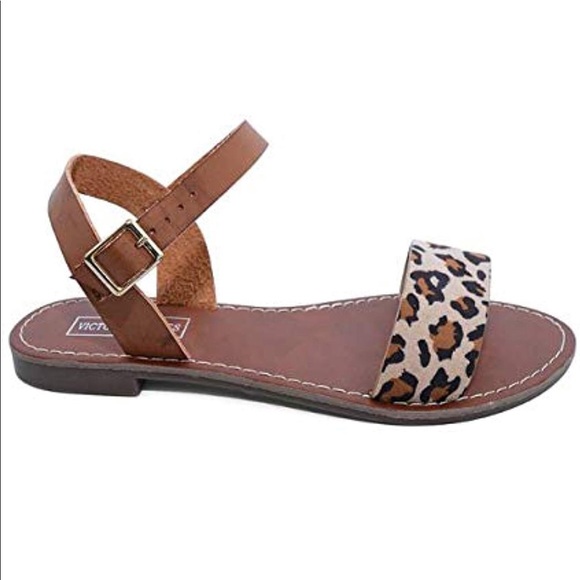 NEW Leopard Sandals! - Picture 2 of 2